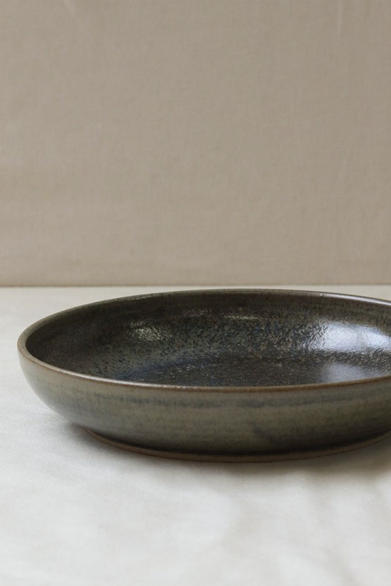 Potter West Serving Bowl - Nori